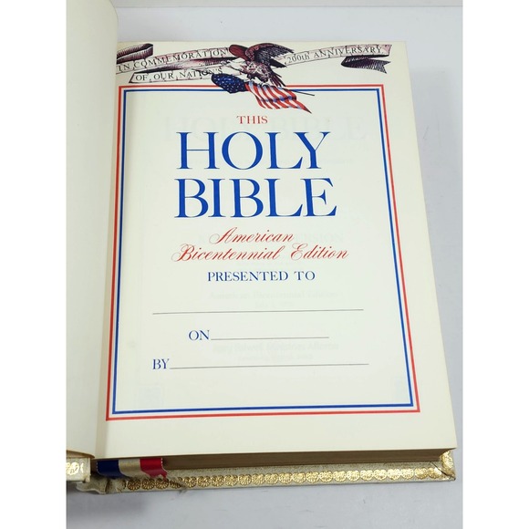 Vintage Holy Bible American Bicentennial Edition Family Gilded Liberty Bell - Picture 5 of 16